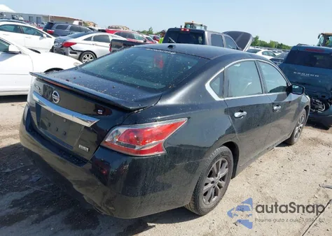 2015 Nissan Altima 2.5 S from USA, damaged, VIN 1N4AL3AP8FC462778